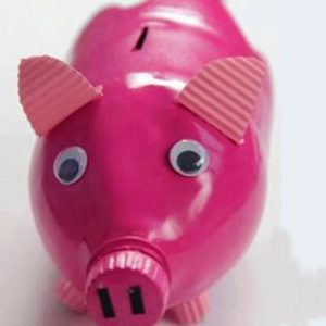 Celengan Lucu dari Botol Plastik Bekas