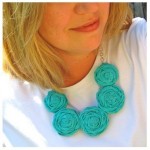 Cara Membuat Kalung dari Kain Flanel Berbentuk Rose