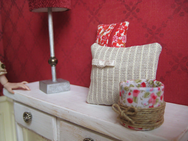 Hiasan Meja Hiasan Meja