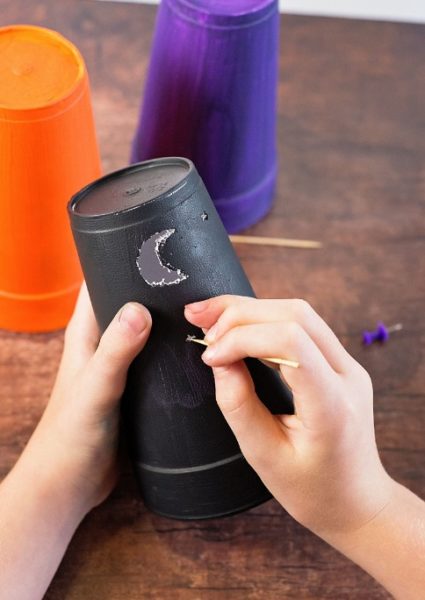 Souvenir Membuat Lampu Malam dari Cup Gelas