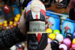 Beli Souvenir Yang Lengkap Dan Murah Di Pusat Oleh-Oleh