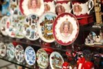 Berburu Souvenir di Kota Wisata Kesayangan Anda